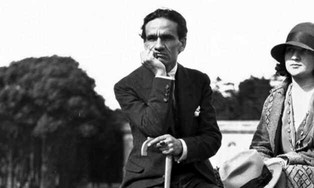 CÉSAR VALLEJO